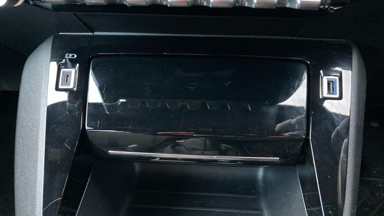 Peugeot 2008 1.2 PureTech Allure Premium+ 5dr Petrol Estate